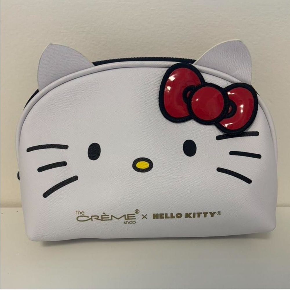 Hello Kitty White and Red Cosmetic Pouch